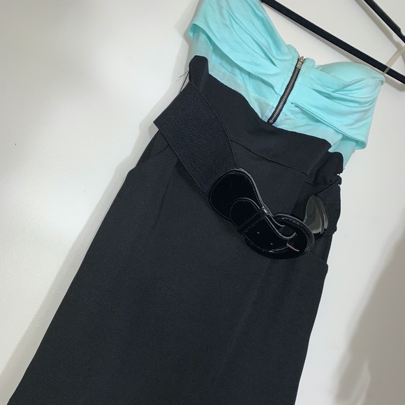 Strapless Knee Length Two Toned Dress With Belt - Picture 2 of 5